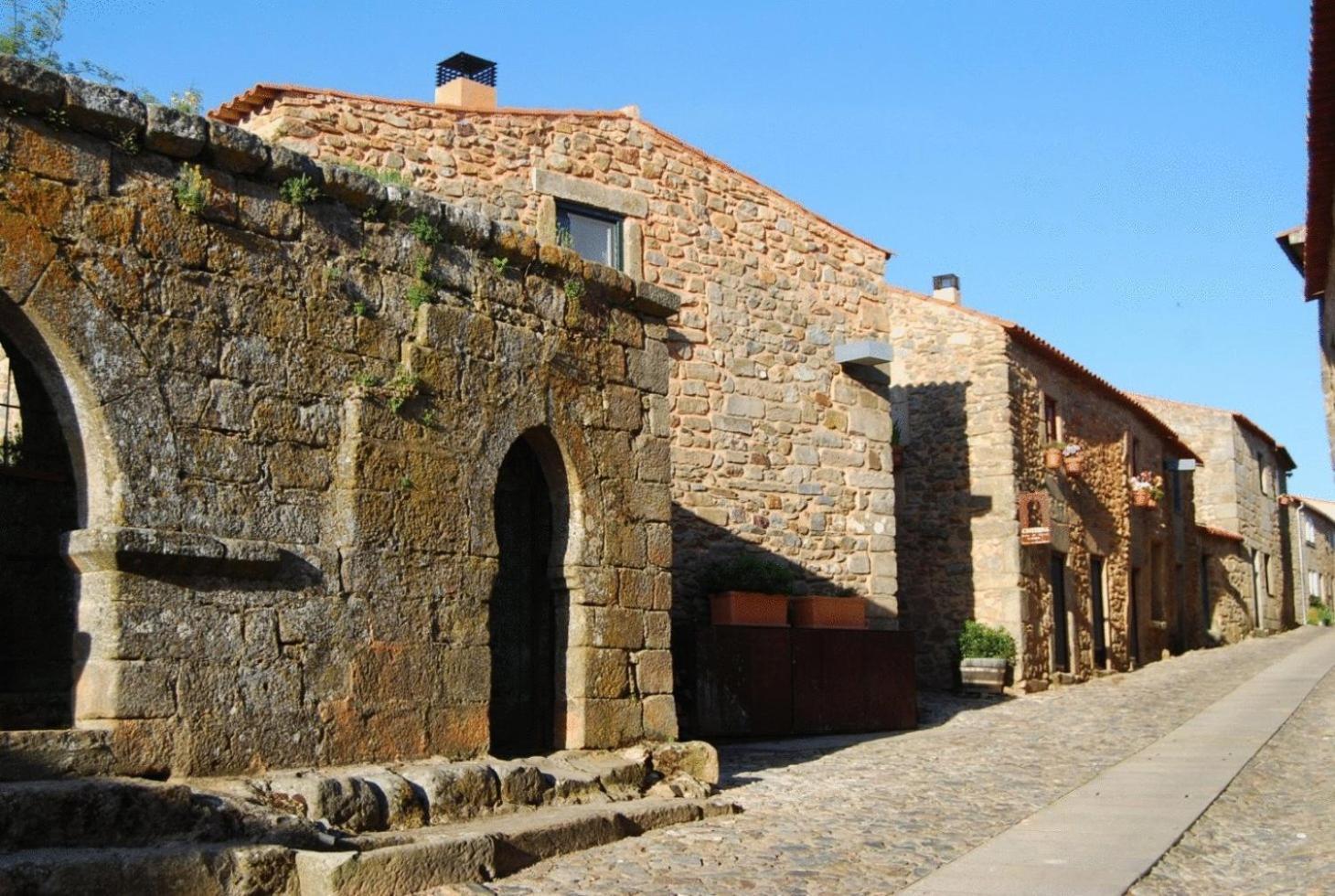 Casa Da Cisterna Konuk evi Figueira de Castelo Rodrigo Dış mekan fotoğraf