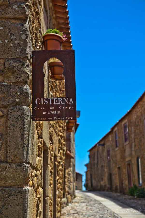 Casa Da Cisterna Konuk evi Figueira de Castelo Rodrigo Dış mekan fotoğraf
